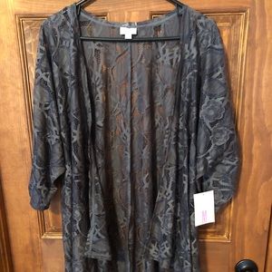 LulaRoe Lindsay Kimono. Medium.